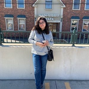 Meet your Posher, Pooja